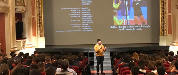 Més nou-cents alumnes participen en l’activitat del cinema espiritual 2019